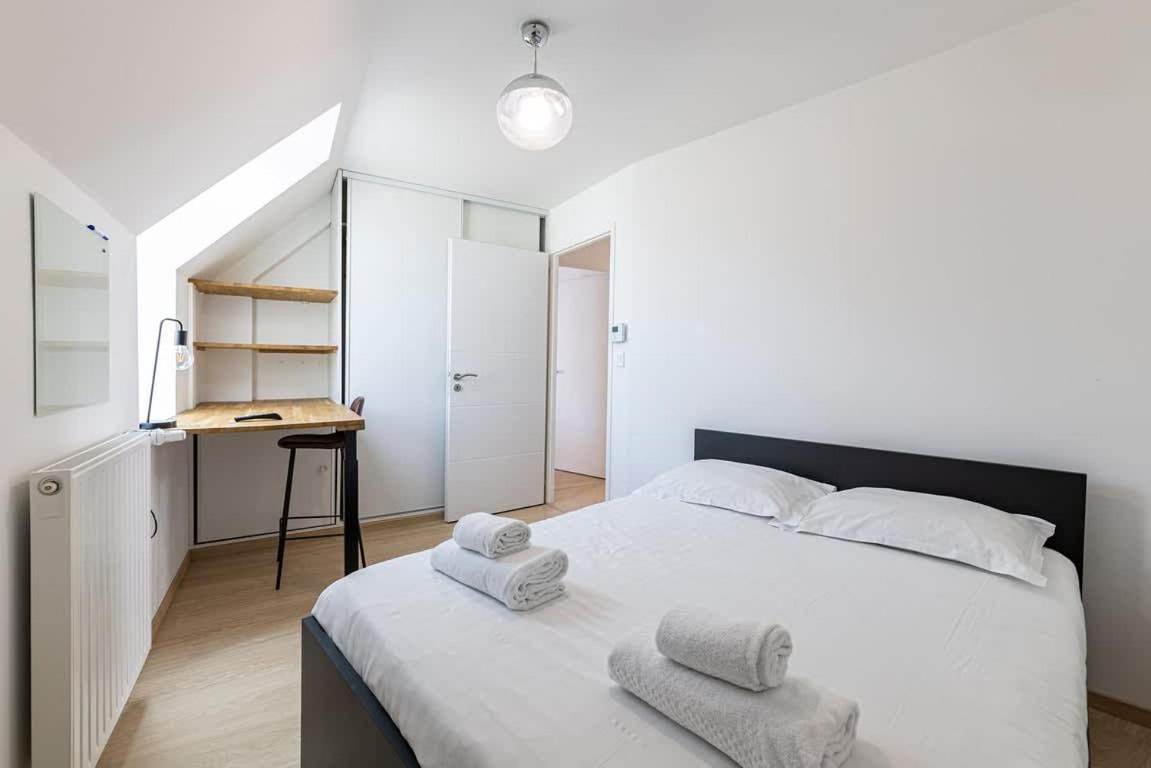 Le Maginot, T4 De Standing, Terrasse Et Parking Lägenhet Rennes Exteriör bild